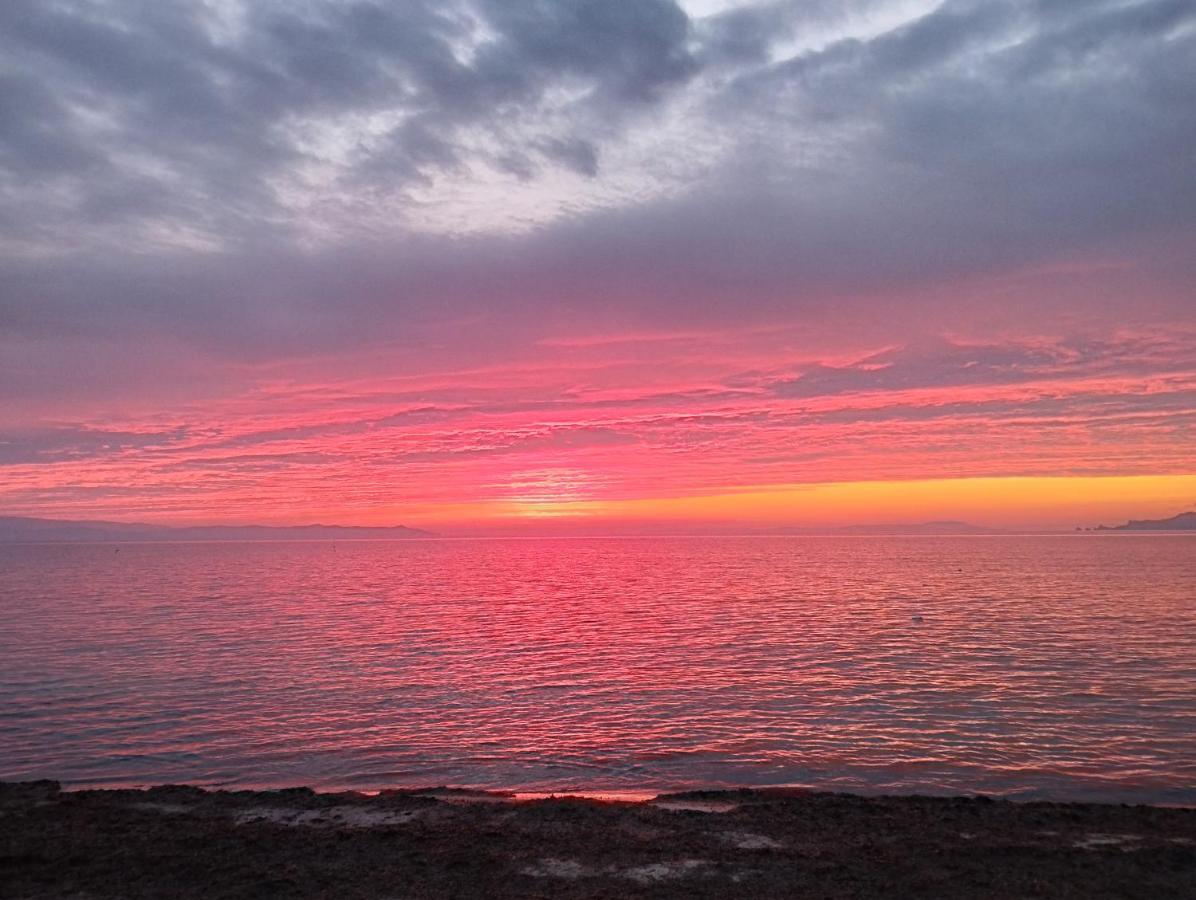 Le Surplage Hyères Buitenkant foto