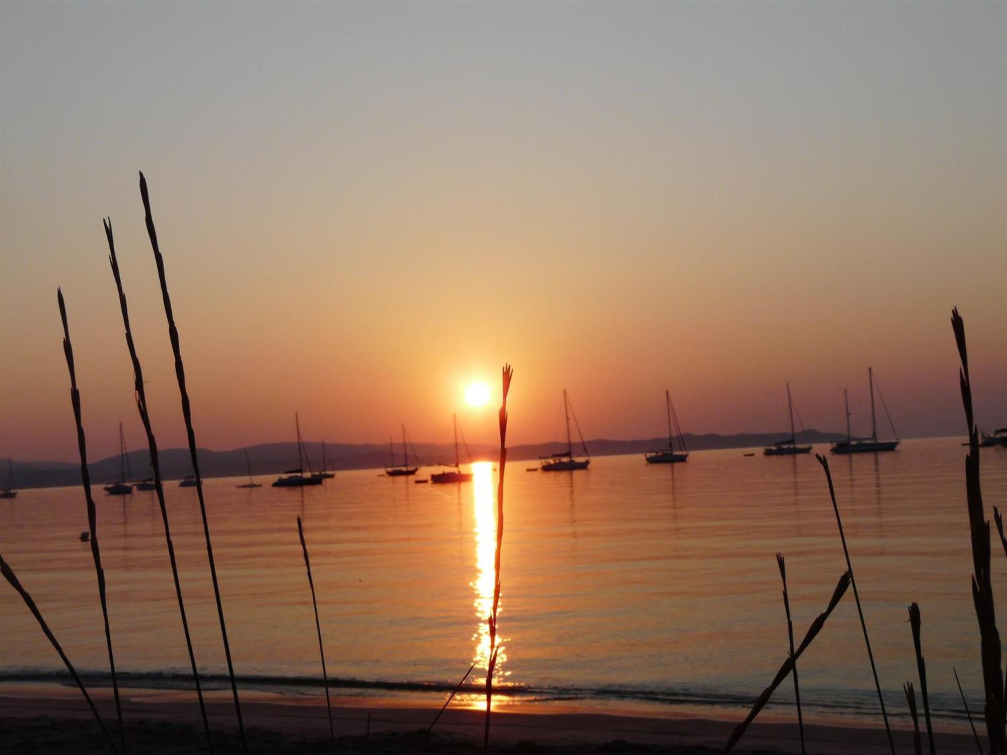 Le Surplage Hyères Buitenkant foto